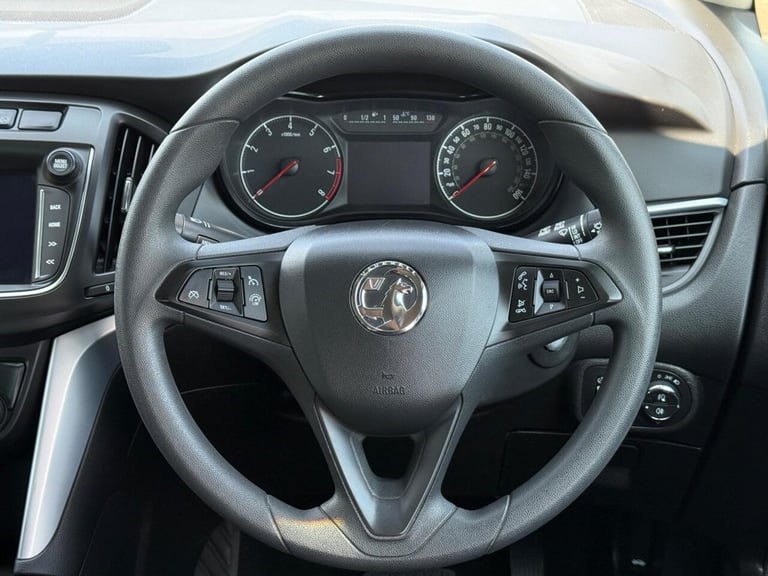 2017 Vauxhall Zafira Tourer 1.4i Turbo Energy Auto Euro 6 5dr MPV Petrol Automatic