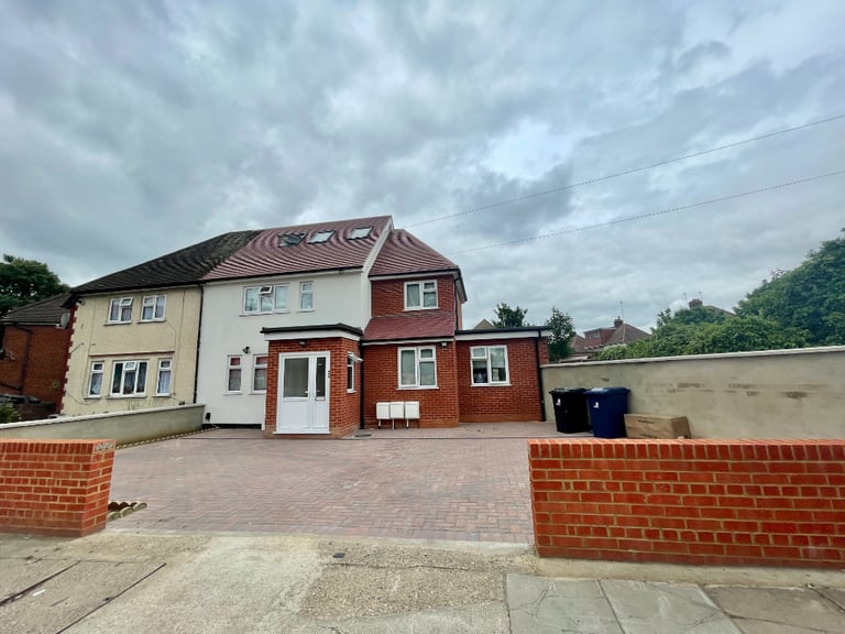 1 Bedroom Ground Floor Flat Available From June 2024 Manor Farm