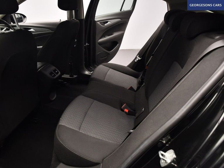 2020 Vauxhall Insignia 1.5i Turbo Design Nav Grand Sport 5dr Petrol Manual Euro 6 (s/s) (140 ps) ...