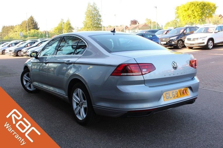 2019 69 VOLKSWAGEN PASSAT 1.6 TDI SE NAV SALOON 4DR DIESEL DSG EURO 6 (S/S) (120