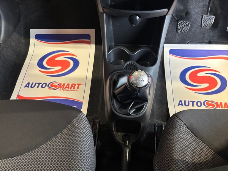 2014 Toyota AYGO 1.0 VVT-i Move with Style 5dr HATCHBACK Petrol Manual