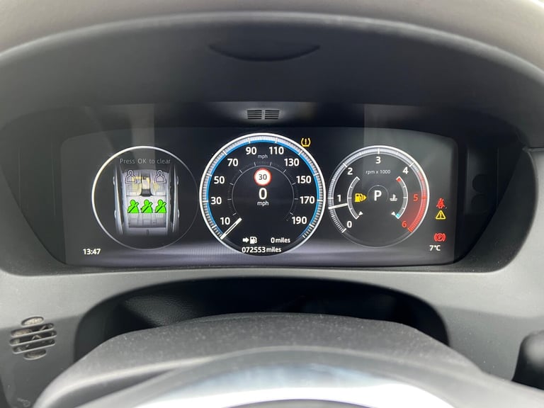 Jaguar F-Pace 2.0 D240 R-Sport Auto AWD Euro 6 (s/s) 5dr Diesel Automatic