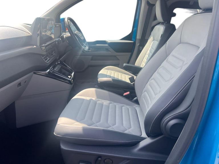 2025 Ford Tourneo Custom E-Tourneo Custom Titanium X Bus M1 340 L1 65kWh 160kw 218 RWD 1 Speed Au...