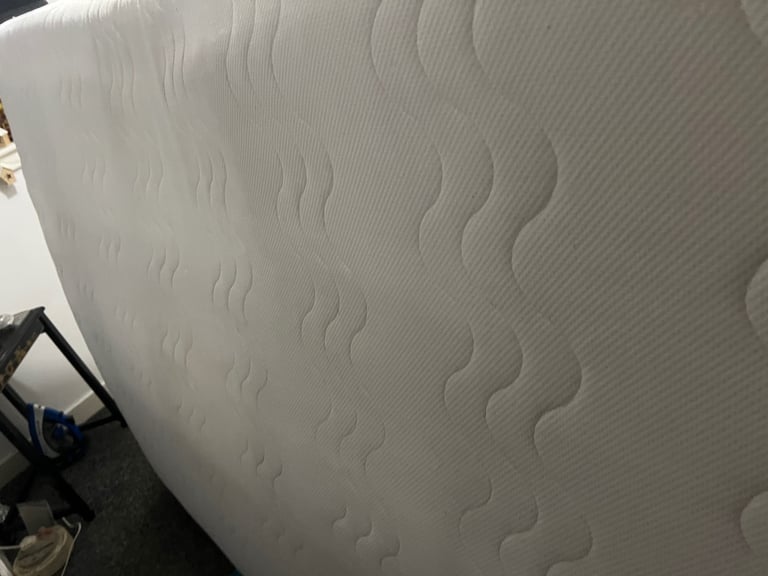 image for King size Dormeo mattress 