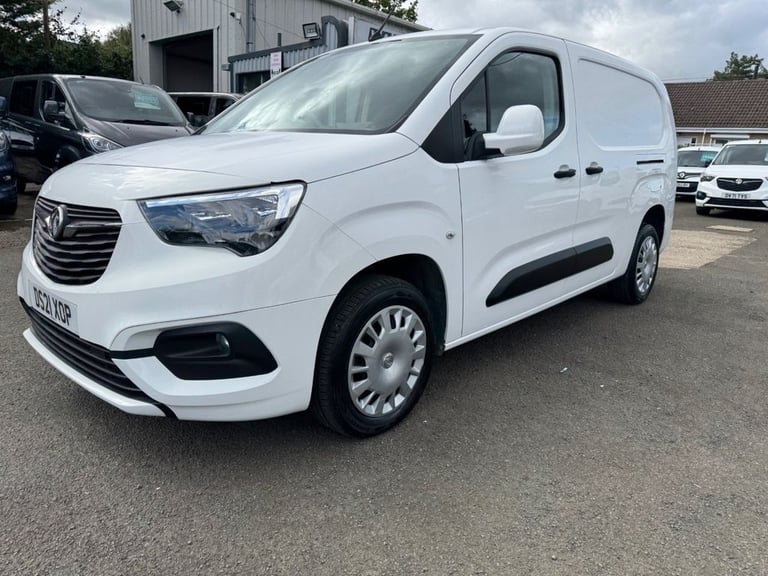 2021 Vauxhall Combo 1.5 Turbo D 2300 Sportive Panel Van 6dr Diesel Manual L2 H1 Euro 6 (100 ps) P...