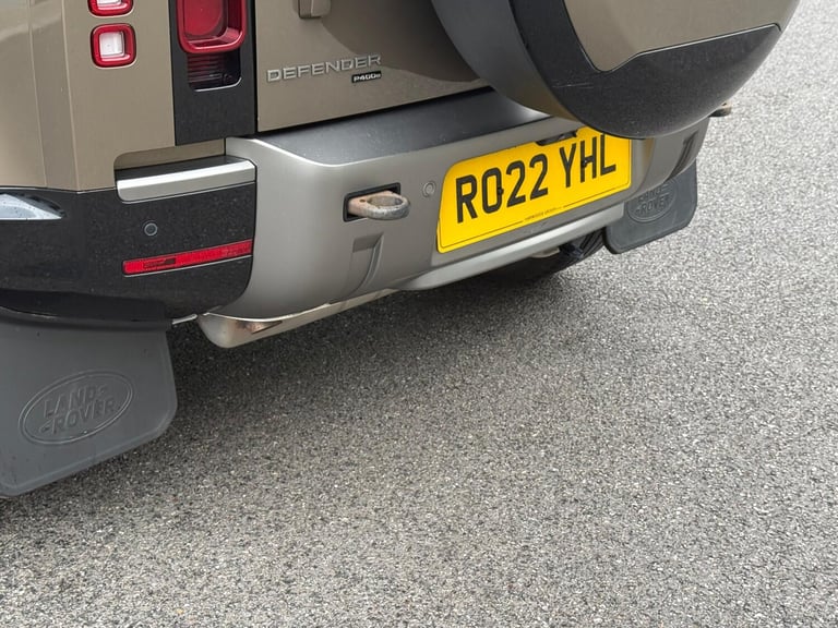 2022 Land Rover Defender 110 2.0 P400e 15.4kWh X-Dynamic HSE SUV 5dr Petrol Plug-in Hybrid Auto 4...