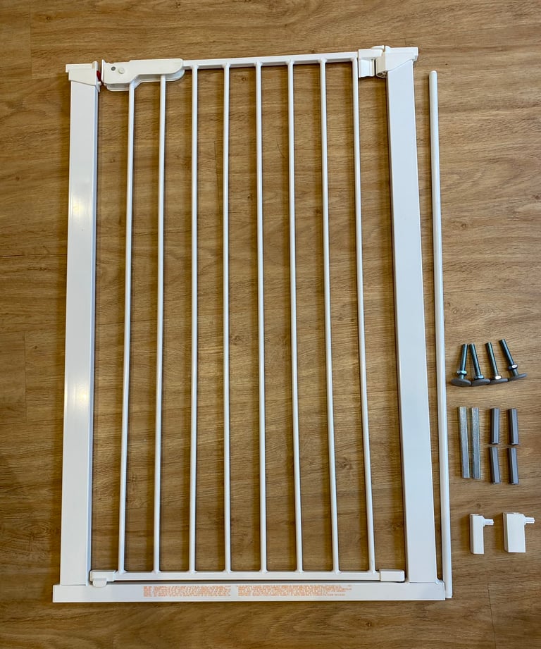 Tall safety gate for Sale Baby Gates Baby Guards Gumtree
