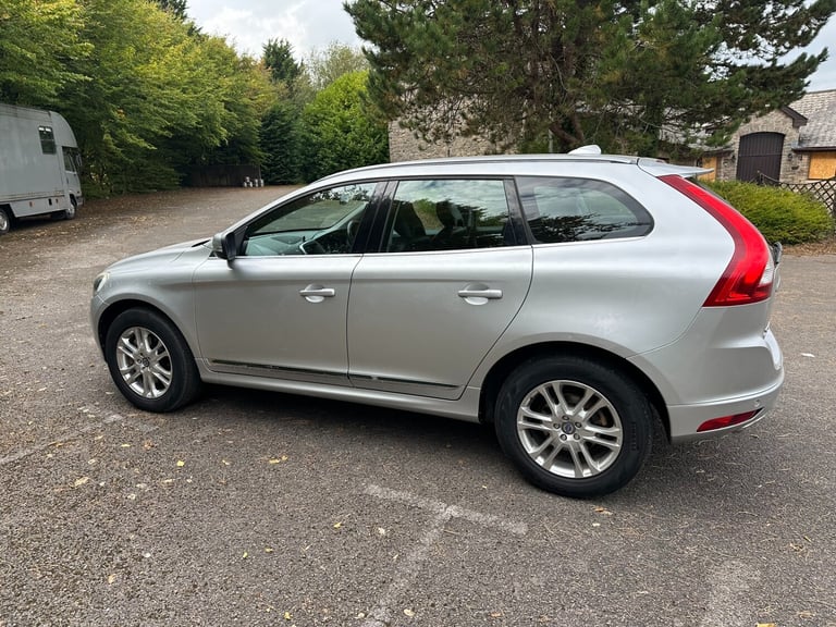 2014 Volvo XC60 D4 [181] SE Lux Nav 5dr Geartronic ESTATE Diesel Automatic