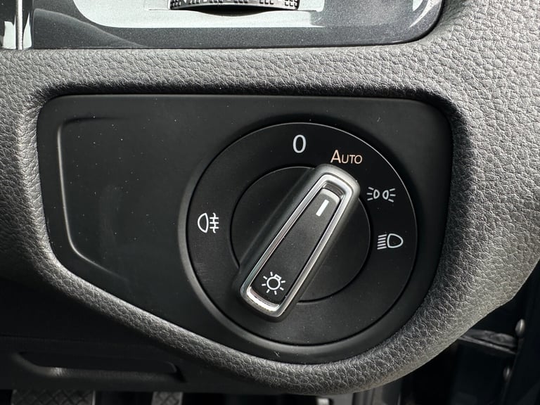 2018 Volkswagen Golf 1.6 TDI SE 5dr DSG [Nav] ESTATE Diesel Automatic
