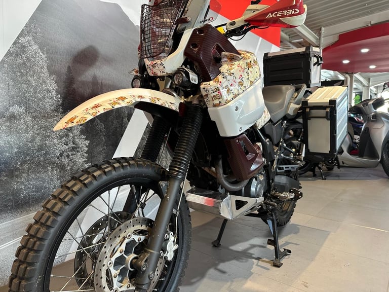 Yamaha XT 660 2012 with only 6368 miles + Full Luggage 