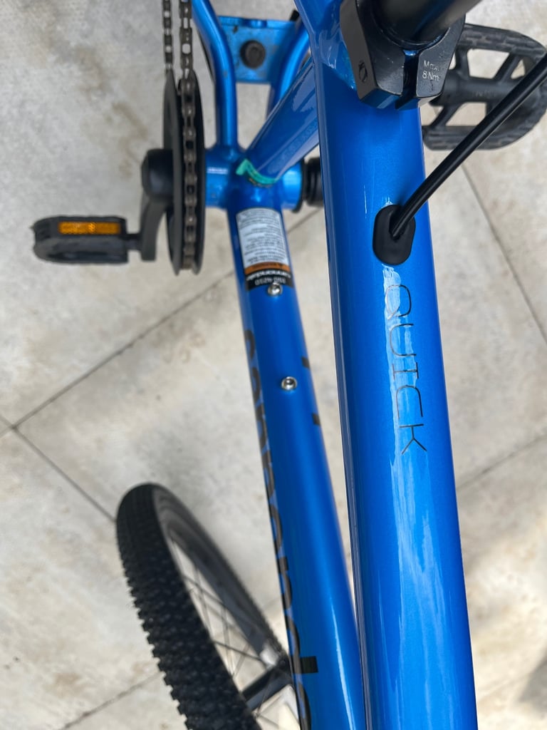 Practically new. Cannondale, Quick, Childs Mountain Bike, Electric Blue. 