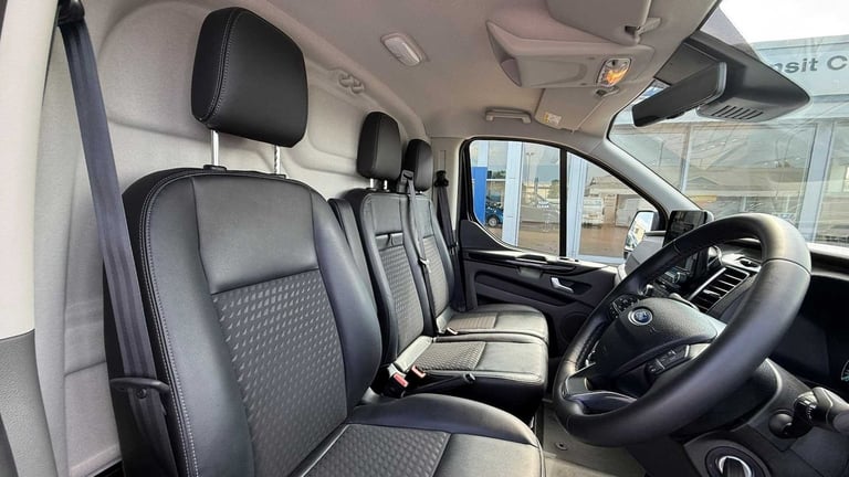 2023 Ford Transit Custom 2.0 EcoBlue 170ps Low Roof Sport Van Auto Van Diesel Automatic