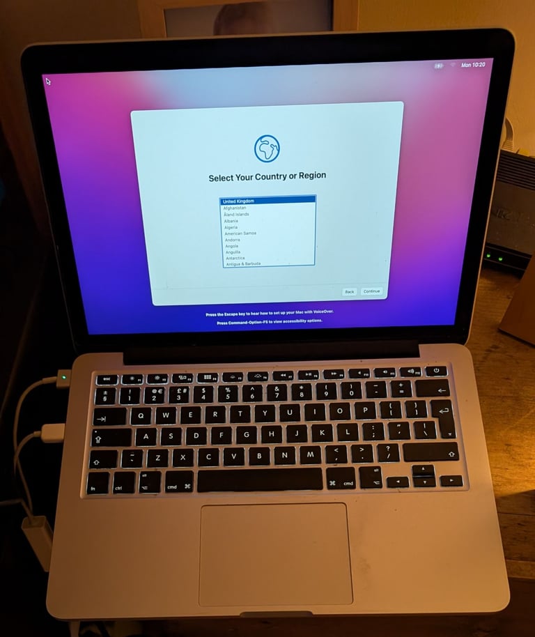 image for MacBook Pro 2015 13inch 500Gb 8Gb 83%-battery health, with power supply