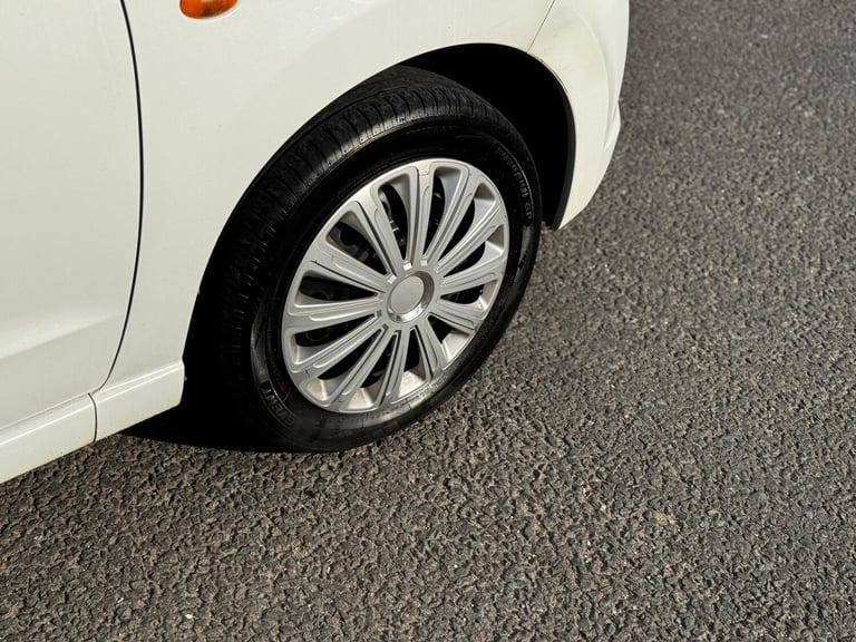 2011 Suzuki Alto 1.0 12V SZ3 Euro 5 5dr HATCHBACK Petrol Manual - Image 47