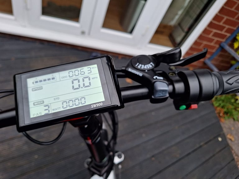 Folding E Bikes with 20" wheels, very good condition, ready to go