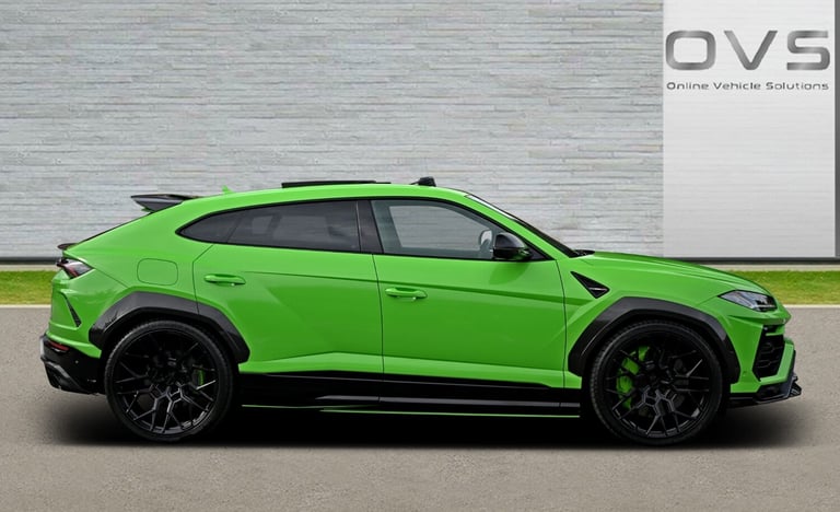 LAMBORGHINI URUS [URBAN NERO] 4.0T V8 BI-TURBO PETROL AUTO 4X4 2022 [71] GREEN