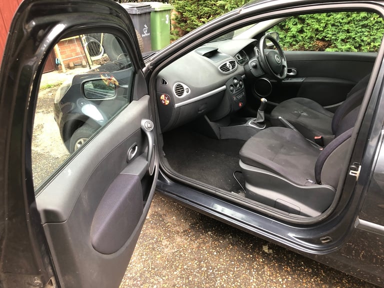 Renault, CLIO, Hatchback, 2007, Manual, 1390 (cc), 3 doors, Grey