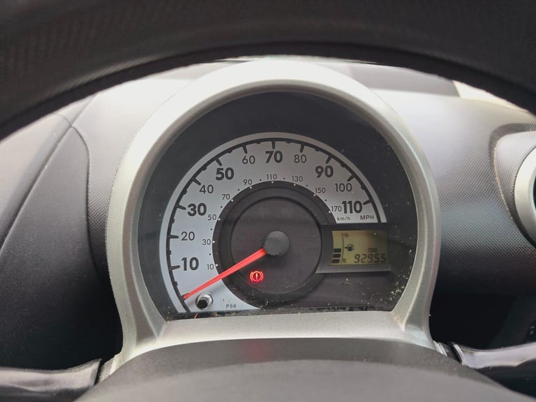 2013 Peugeot 107 1.0 12V Access Euro 5 3dr Hatchback Petrol Manual - Image 38