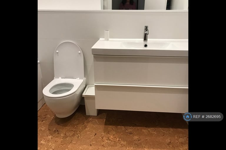 1 bedroom flat in Argyle Street, Glasgow, G3 (1 bed) (#2682695)