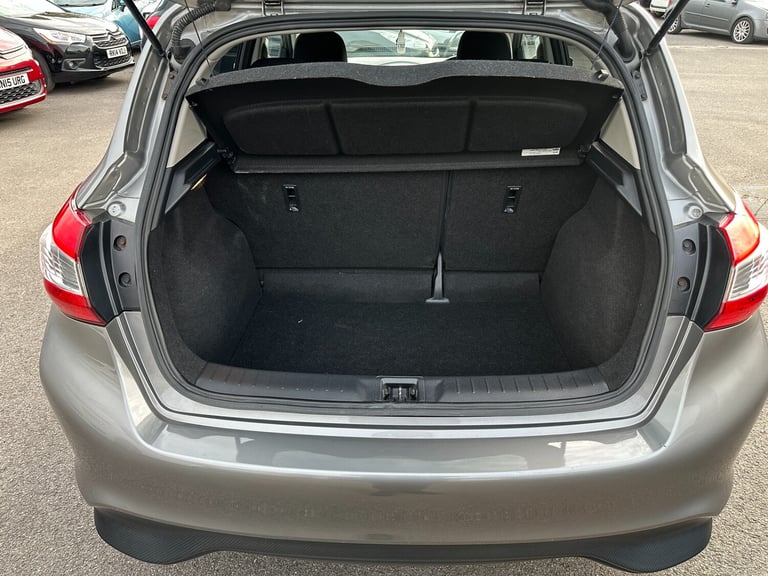 2015 Nissan Pulsar 1.5 dCi N-Tec 5dr HATCHBACK Diesel Manual