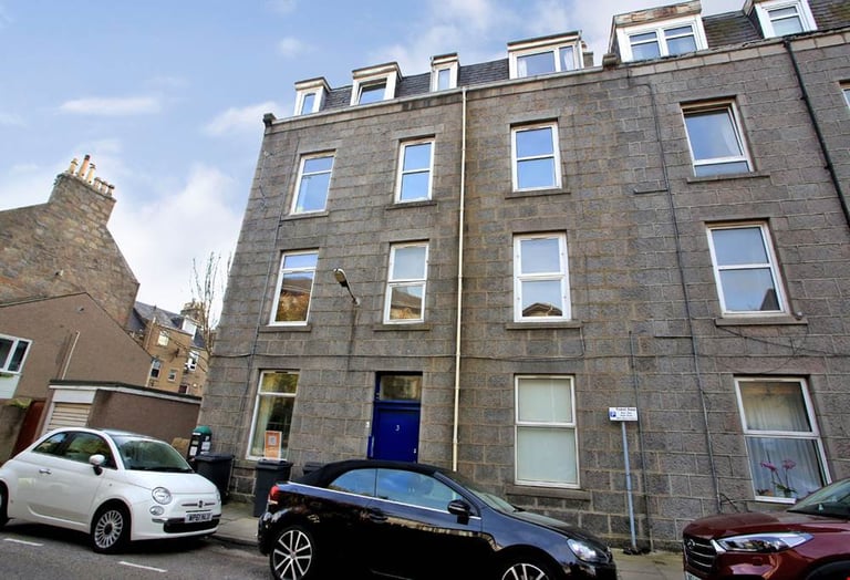 1 Bed Flat, Belgrave Terrace, AB25