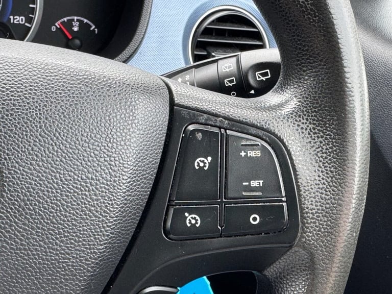 2015 Hyundai i10 1.0 SE Hatchback 5dr Petrol Manual Euro 5 (66 ps) Hatchback Petrol Manual