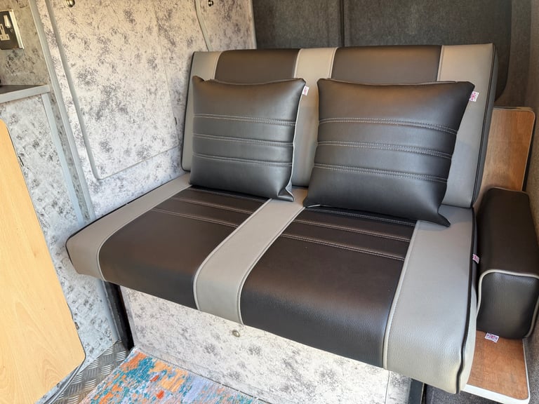 VW Transporter T5 T30 130 2.5TDi Camper Van 2 Berth