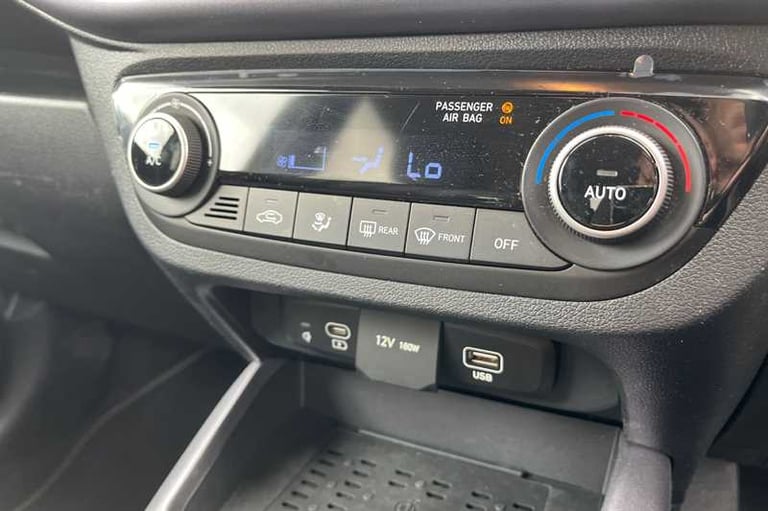2024 Hyundai i10 1.2 Premium Hatchback 5dr Petrol Auto Euro 6 (s/s) (79 ps) Hatchback Petrol Auto...