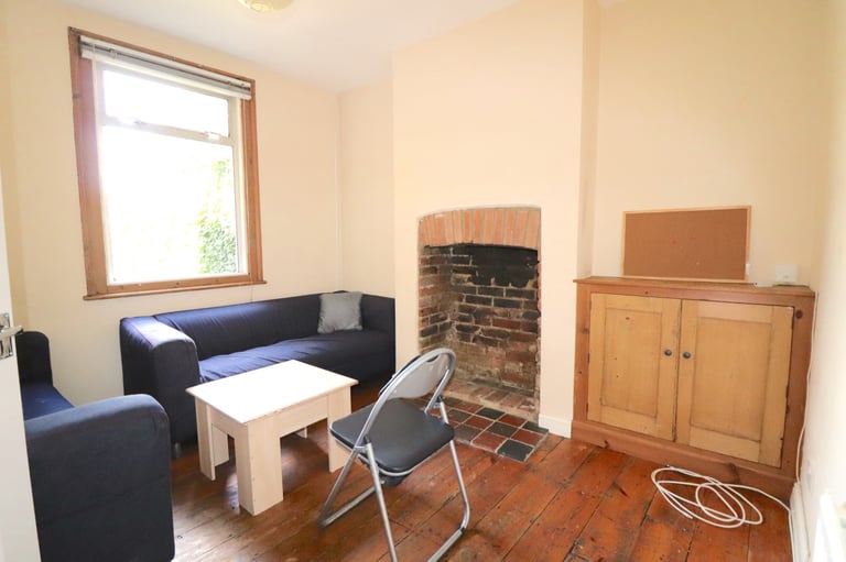 5 bedrooms in Hurst Street, Oxford, OX4 Book Online - The Rent Guru {197}
