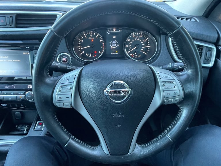 2015 Nissan Qashqai 1.6 DIG-T Tekna SUV 5dr Petrol Manual 2WD Euro 6 (s/s) (163