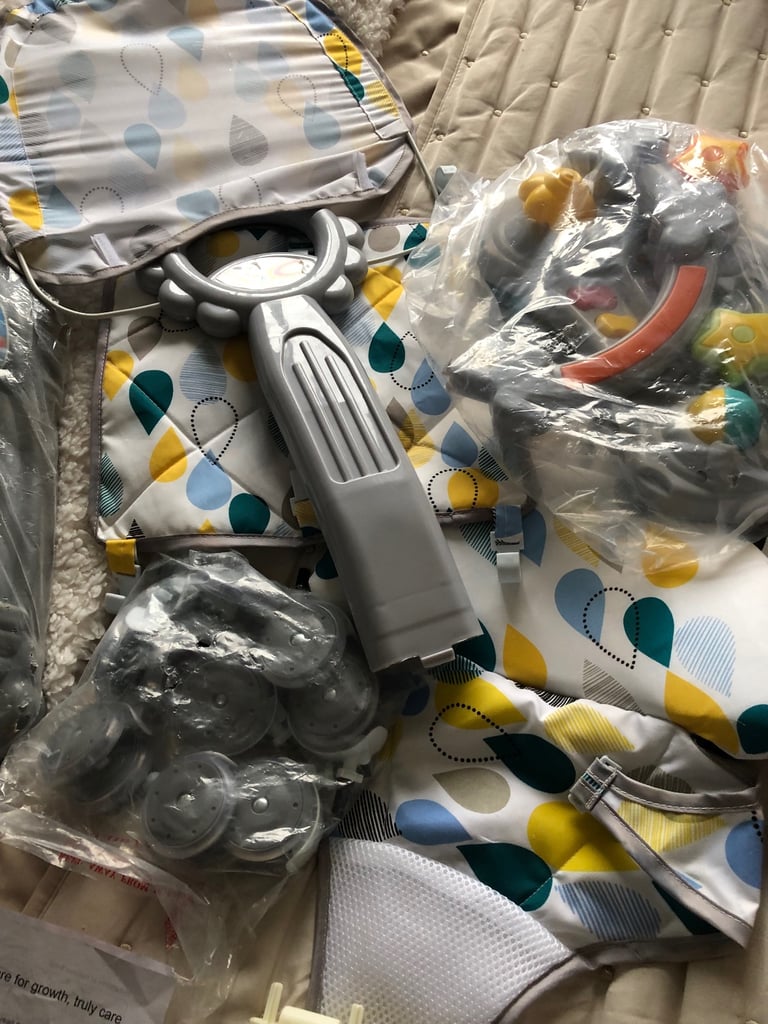 Baby walker with parent handle new