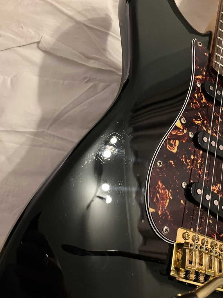 2006 Squier Affinity Stratocaster, Black & Gold Hardware