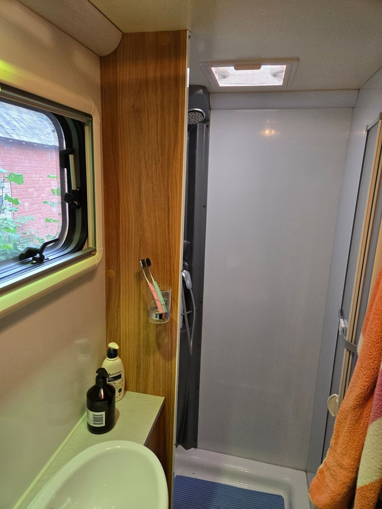 Bailey Pegasus gt65 bologna twin axle