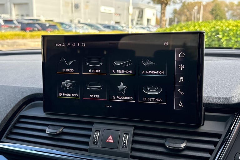 2022 Audi Q5 2.0 TDI 40 Edition 1 SUV 5dr Diesel S Tronic quattro Euro 6 (s/s) (204 ps) ESTATE Di...