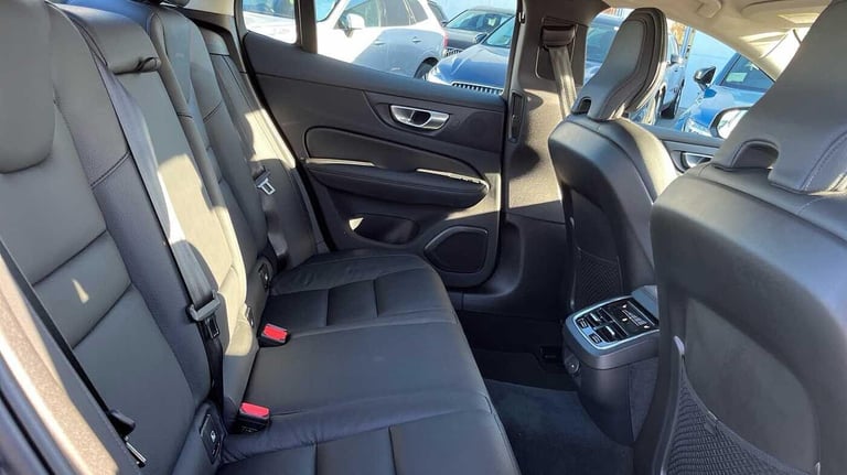  Volvo S60 Plus B5 AWD Mild hybrid Petrol/Electric Hybrid Automatic