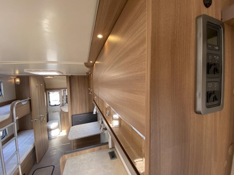 2017 BAILEY PEGASUS PALERMO 5 BERTH FAMILY CARAVAN