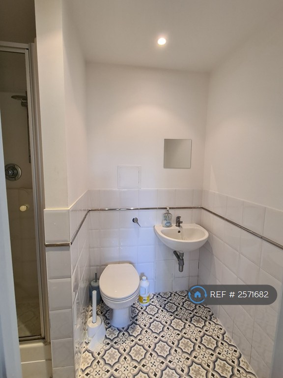 3 bedroom flat in Bloyes Mews, Colchester, CO1 (3 bed) (#2571682)