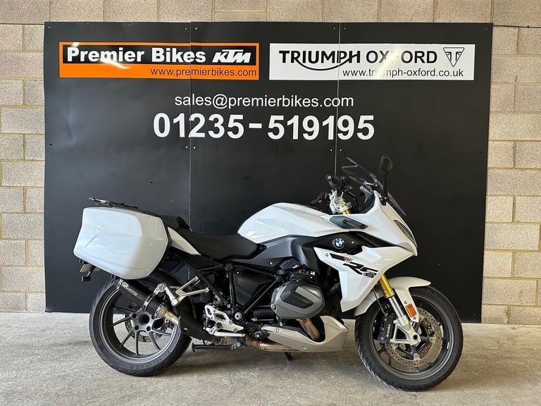 image for Stunning 2023/23 BMW R1250 RS SE in White with GR MOTO Exhaust and Panniers