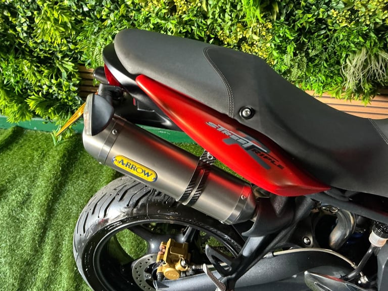 Triumph Street Triple 675
