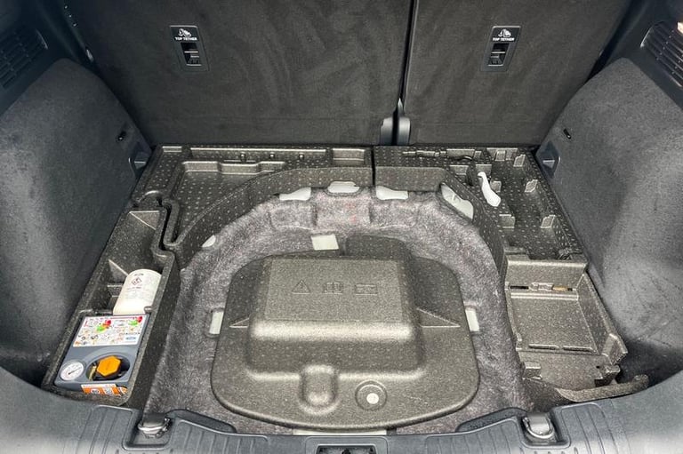2023 Ford Kuga 2.5 FHEV Graphite Tech Edition 5dr CVT HATCHBACK PETROL/ELECTRIC Automatic