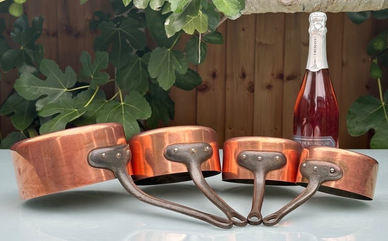 VINTAGE FRENCH COPPER PANS, SET OF FOUR LINED SAUCEPANS, 18-12cm - FABRICATION FRANCAIS - WILL POST!