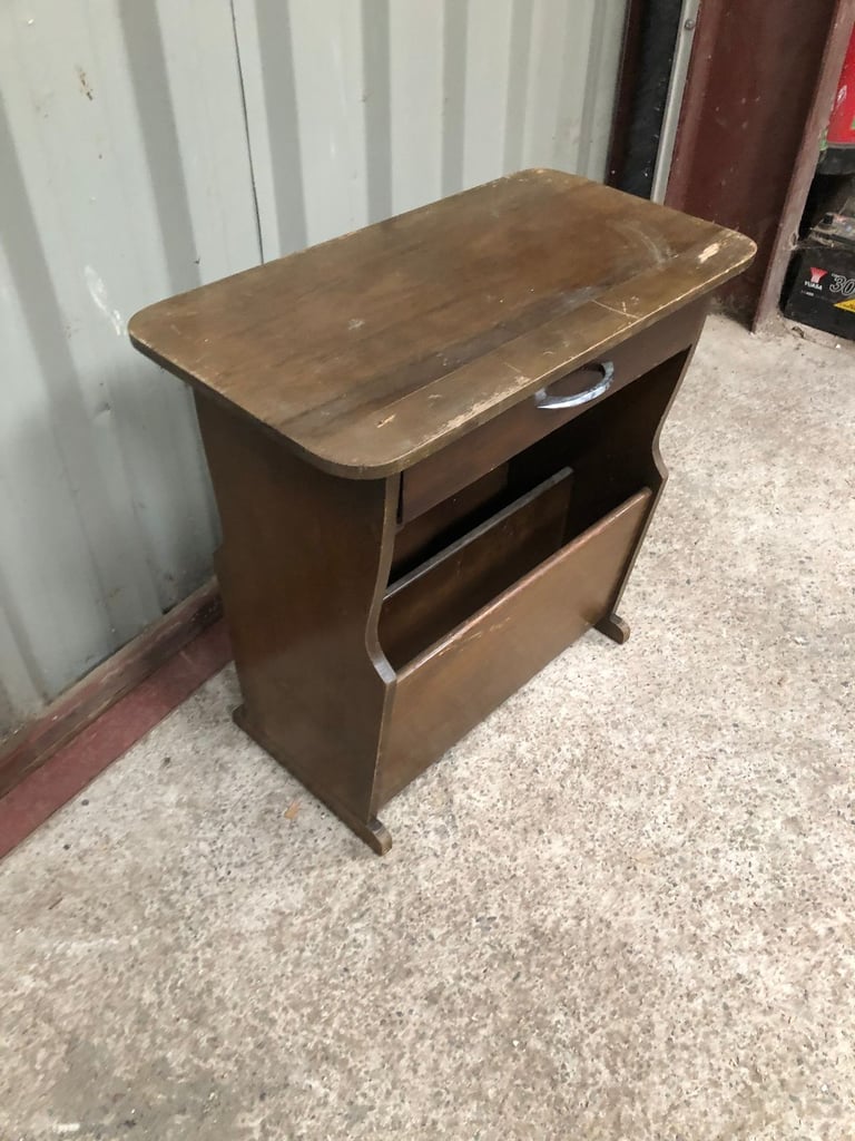 Retro Side Table Magazine Rack