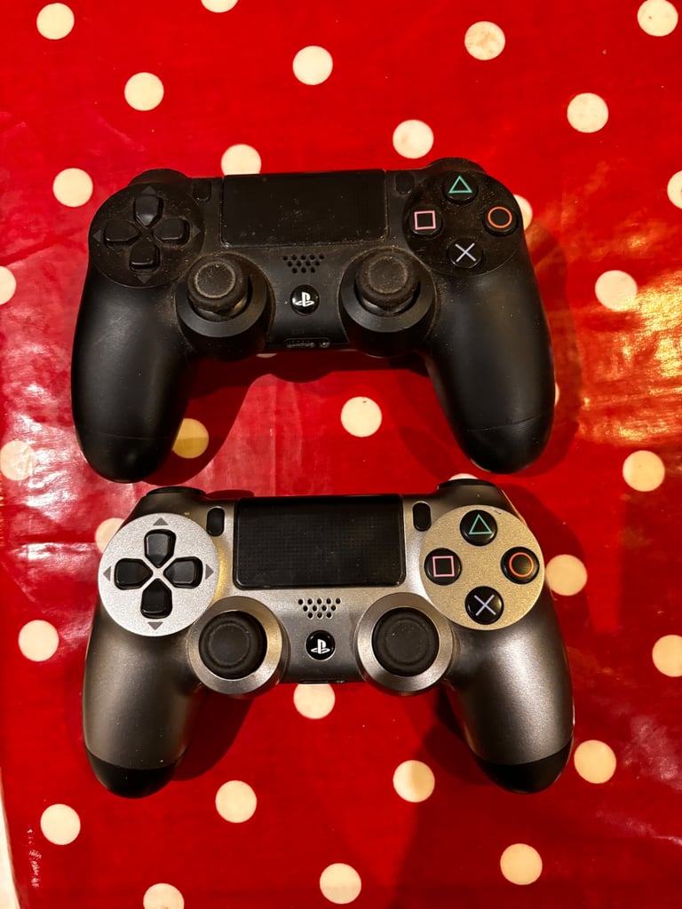 PS4 and VR headset 500 gb 