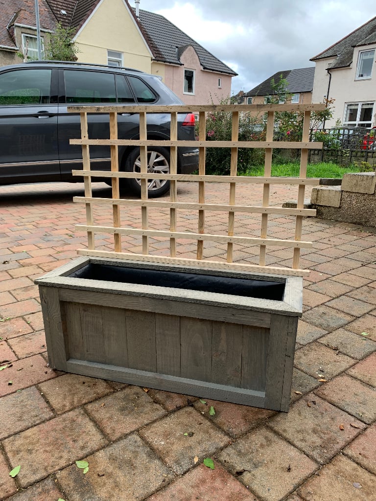 Handmade Wooden Flower/Plant/Vegetable Planter with Trellis