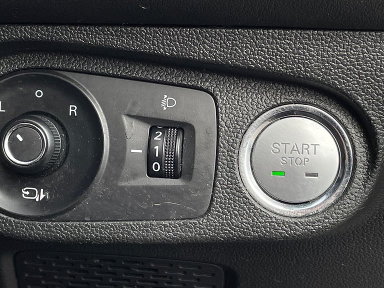  MG MG5 EV 61.1kwh Exclusive Long Range Estate 5dr Electric Auto 156 Ps Electric