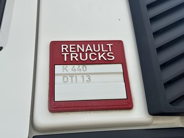 2022 RENAULT K440 8X4 TIPPER