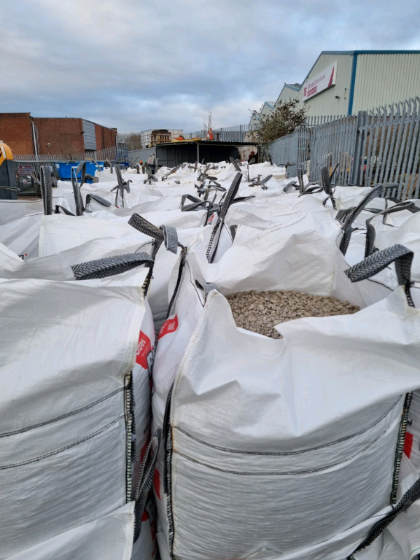 BULK BAG TOP SOIL * TYPE 1 MOT* BUILDING SAND* GRIT SAND* 20MM GRAVEL