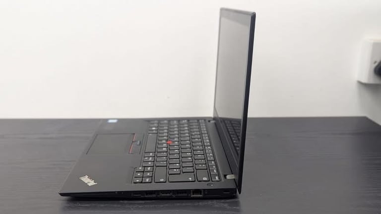 Student sale on ThinkPad Laptop– Built for Business– Intel core i7 | 8GB RAM | 