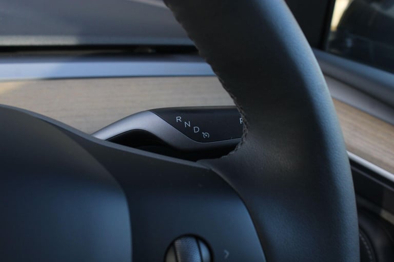 2022 Tesla Model Y (Dual Motor) Long Range Auto 4WDE 5dr MPV Electric Automatic