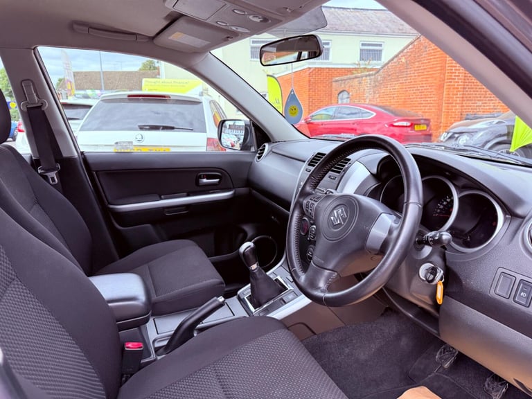 SUZUKI GRAND VITARA 2.4 VVT SZ4 2011